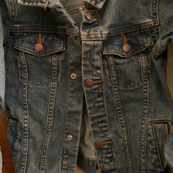 Wonder nation denim jacket. Size 6-7 girls. Pre-owned. In Excellent shape. - Picture 9 of 12